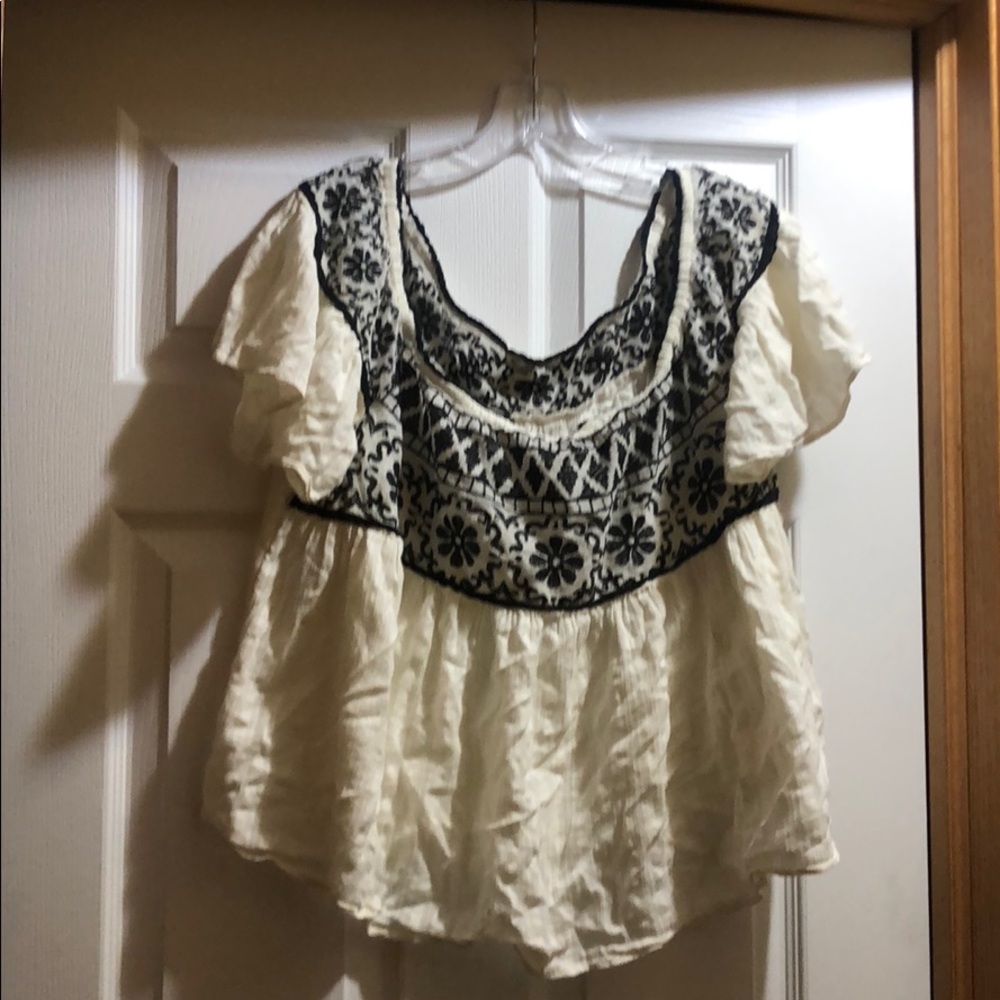 American Eagle shirt